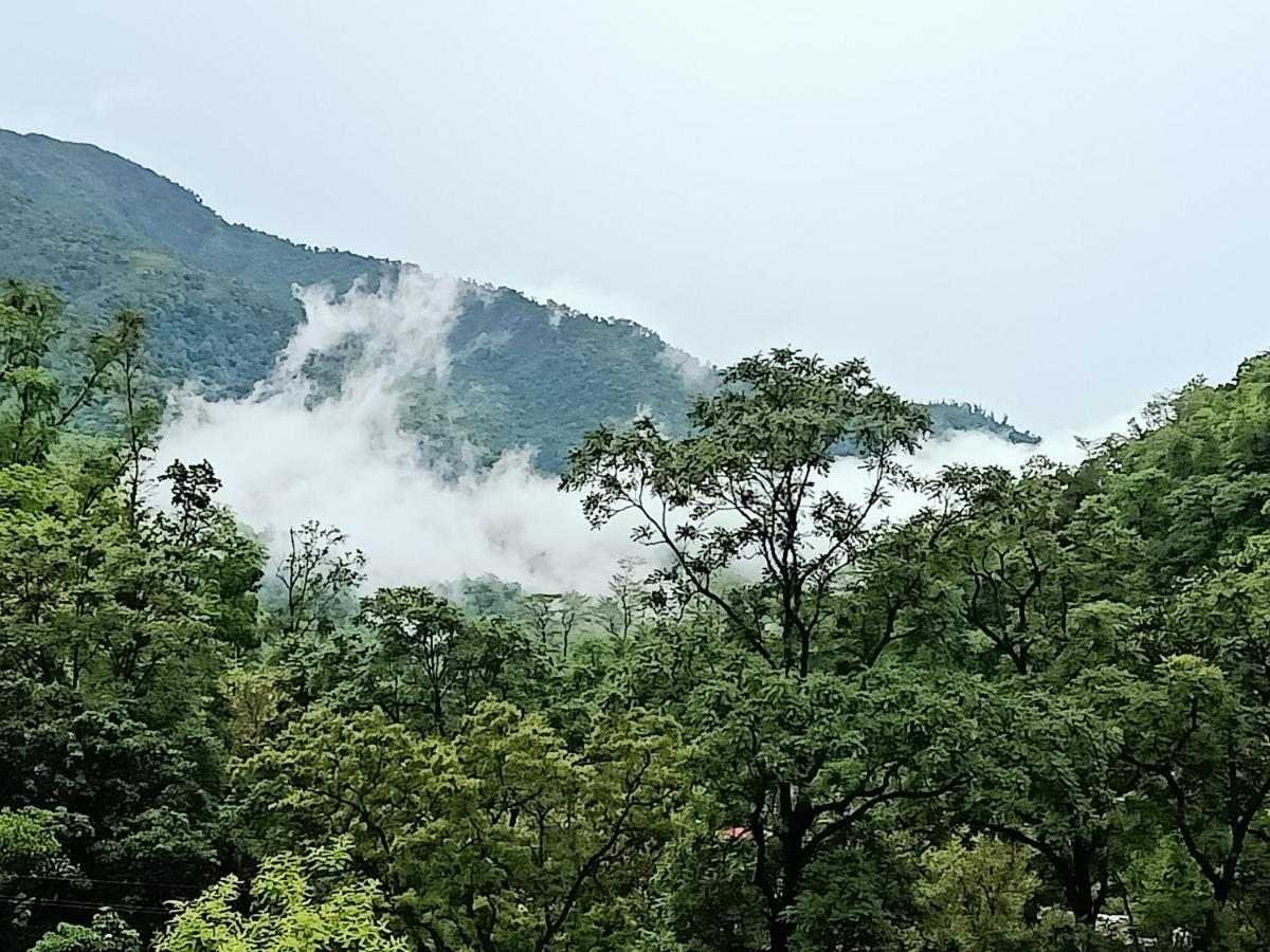 Shivanjal Wellness And Accommodation Rishikesh Exterior photo